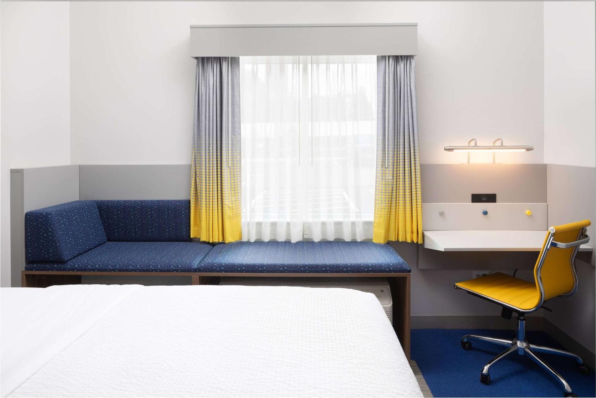 Microtel Inn & Suites By Wyndham Macedon Zewnętrze zdjęcie